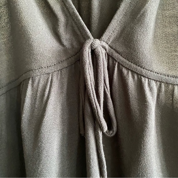 Urban Outfitters Black Tie Front Tank Top - Picture 3 of 7